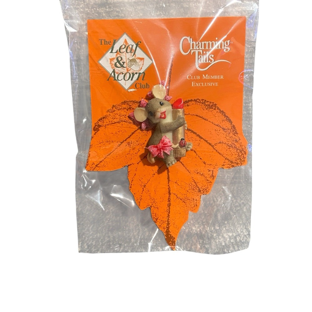Charming Tails Mouse Heart Pin Leaf & Acorn Club Member Exclusive NIP Fitz Floyd